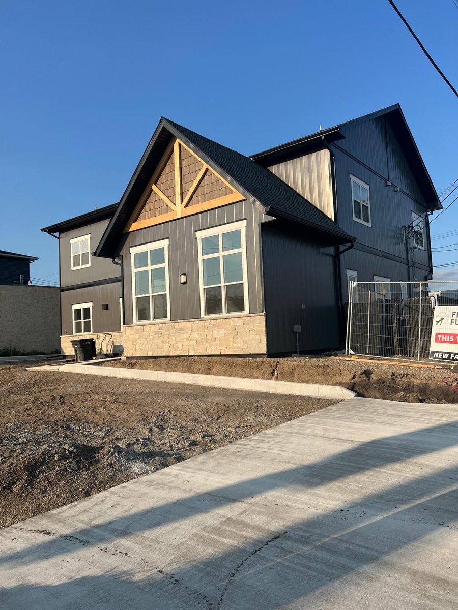 CW2 Construction & Design in Brandon tweet media