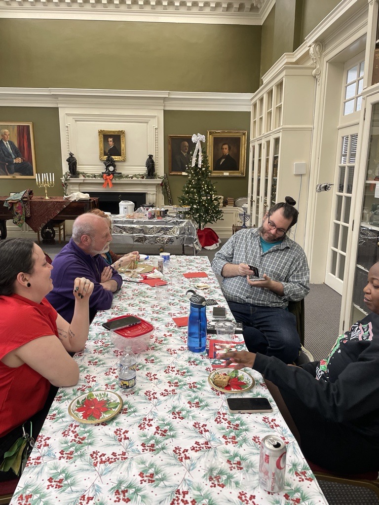 CFHMupdates's tweet image. Celebrating the season with the Center team! 🎄✨ Here’s to health and happiness through the holidays and in the year ahead. #HolidayParty  #TeamGathering #EndOfYear #OfficeParty