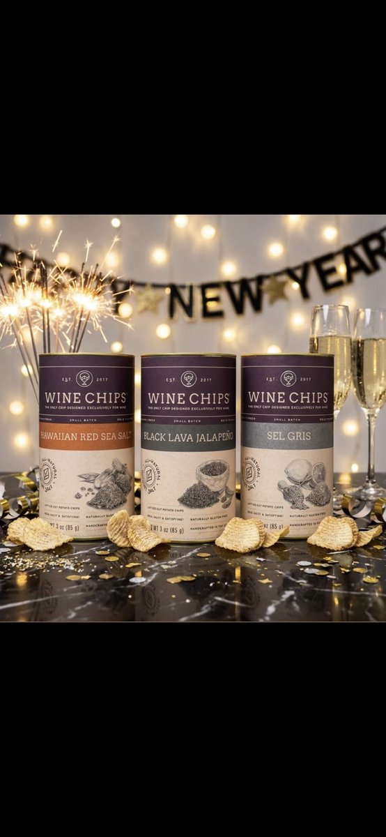 🥂✨ Ring in the New Year with the perfect pairing.
Our Salt of the Earth Collection is crisp, savory, and made for Champagne &amp; bubbly wines.
Cheers to fresh starts and midnight toasts 🍾

winechips.com/products/the-s…

#NewYears #ChampagnePairing #WineChips #SaltOfTheEarth #BubblySzn