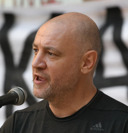 Svet pripada hrabrima!

Vuk Cvijić...