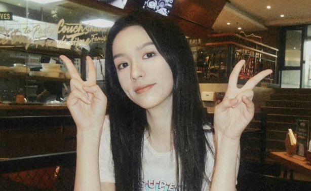 Happy eighteenth, the best boyfriend in the world. I will always choose you in every universe. I will always love you in every lifetime. I will cherish every moments we spend beautifully. I will always stay by your side and hold your hand tight. I’m with you, forever and always.