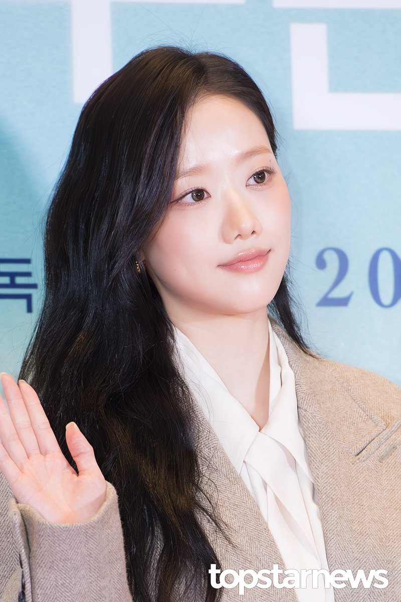 𝐍𝐚𝐞𝐮𝐧᭡͜͡🐰 tweet media