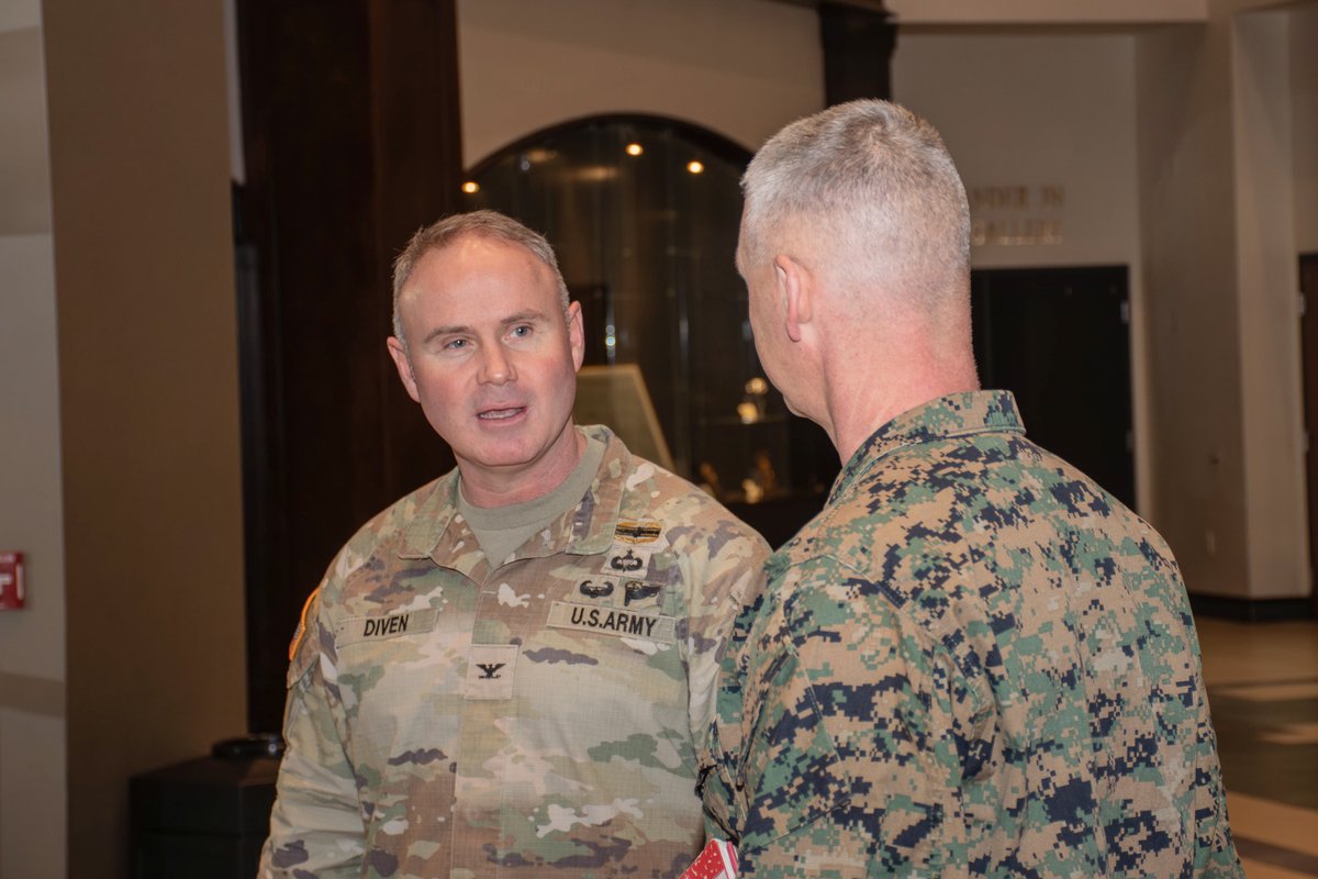 The Army University tweet media