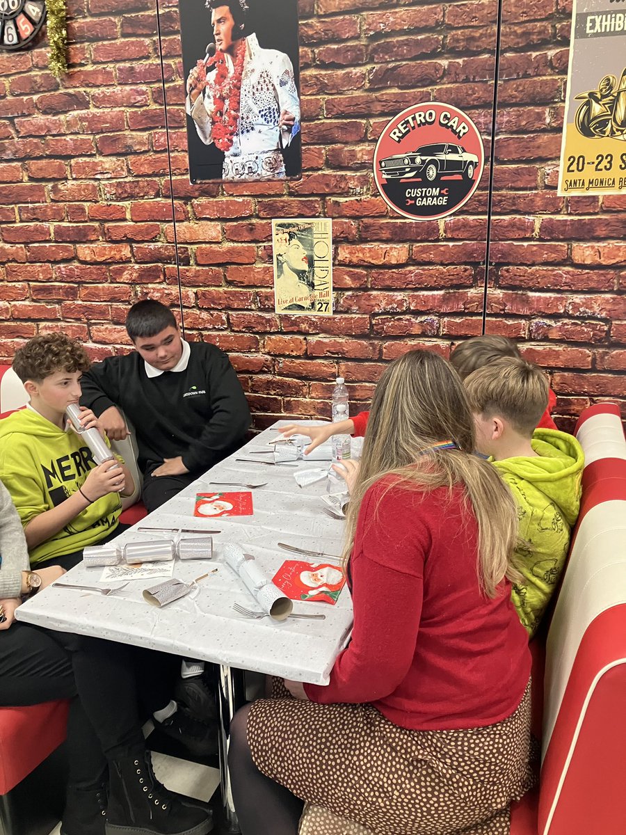 Lansdown Park Academy tweet media