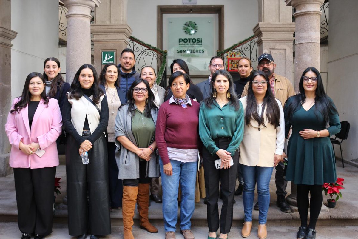Desde SeMUJERES se llevó a cabo la Primera Reunión Ordinaria del SEPIMH, con la participación de dependencias, instituciones y sociedad civil, para fortalecer la coordinación interinstitucional en favor de la igualdad sustantiva.

#PotosíSinLímites #RicardoGallardo #SEMUJERESSLP