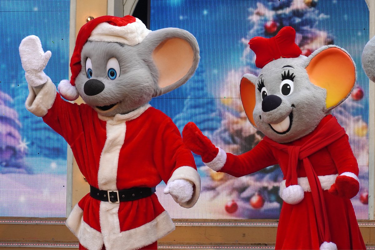 Hey Ed &amp; Edda 👋 Happy Christmas! 🎅🎁⛄️