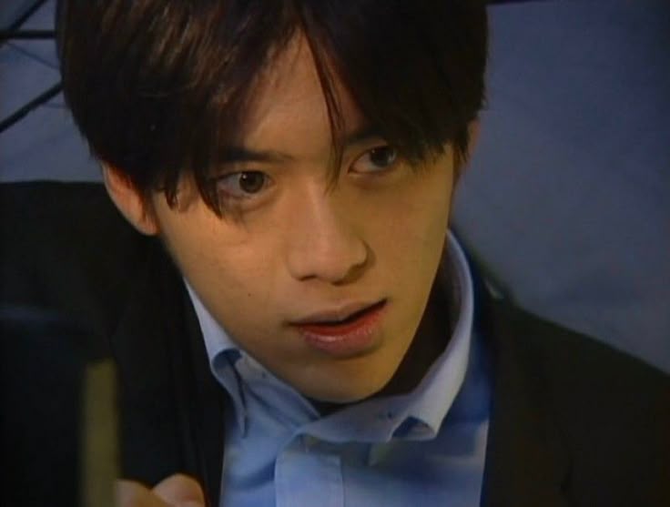 현빈 원빈 강동원 고수 이런 고전미남들만이 나를 행복하게 만들어줌