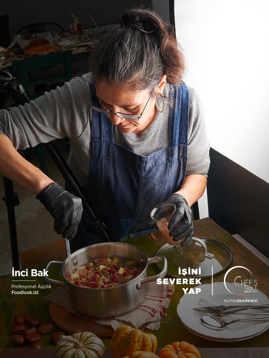 ChefsTableMutAk's tweet image. Profesyonel Aşçılık Eğitimi mezunlarımızdan İnci Bak, Foodlook.ist markası ile Yemek Stilisti olarak mesleki yaşantısını devam ettirmektedir. Sevgili İnci Bak’a kariyerinde bol şans ve başarılar diliyoruz. Yolu açık olsun!