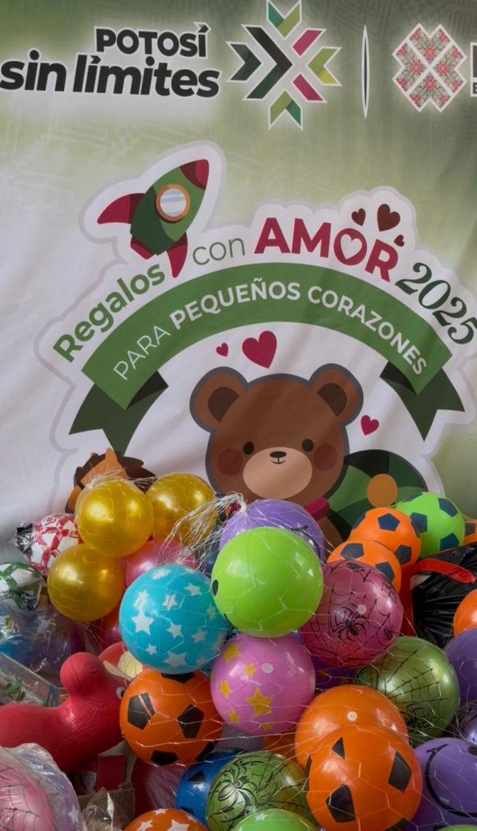 La SeMUJERES se sumó con compromiso a la iniciativa “Regalos con Amor” del <a href="/DIFEstatalSLP/">DIF Estatal SLP</a>, llevando alegría y esperanza a niñas y niños potosinos. 🎁✨

#PotosíSinLímites #RicardoGallardo #semujeresslp
