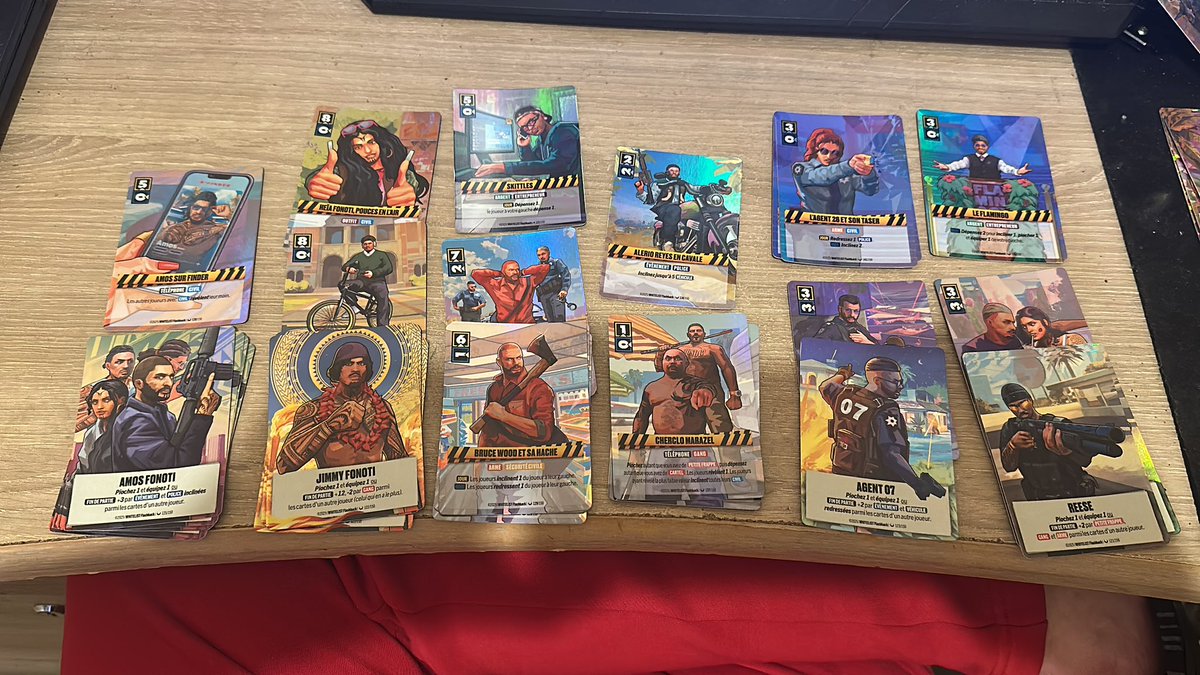 bts_lch's tweet photo. Bon bas voilà toute les rares…
@SuraTwitch 5x agent 26
@Nikos_v1 7x Amos 
@JLTomy 5x reese et 4x Jimmy
@Furaxx22 2x 07 
@idater 4x cherclo
@blazxleretour 1x skittles
@TwincyTV 1x Alerio Reyes 
@rose_tst 1x Heia
Et je crois qu’on est pas mal,
Et Niveau légendaire…. https://t.co/KUtN6XsZPf