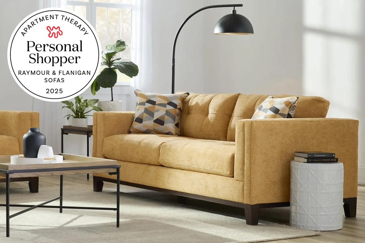 DustinMPeyser's tweet image. We Tested (and Rated) All the Sofas at Raymour &amp;amp; Flanigan — Here Are the Best for Every Space and Need dlvr.it/TPtxJf #SofaShopping #HomeDecor #RaymourFlanigan #InteriorDesign #FurnitureReview