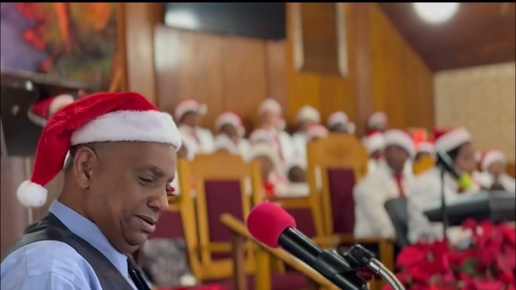 nocoa2015's tweet photo. Here is the video of the Community Choir's Christmas Concert  - https://t.co/Kv9IRYhwqv https://t.co/soGB1UKCU9