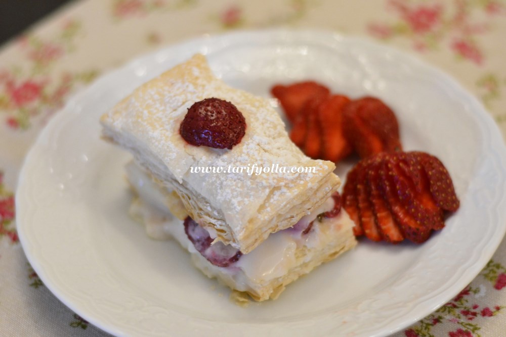 ÇİLEKLİ MİLFÖY TATLISI

tarifyolla.com/2014/05/cilekl…