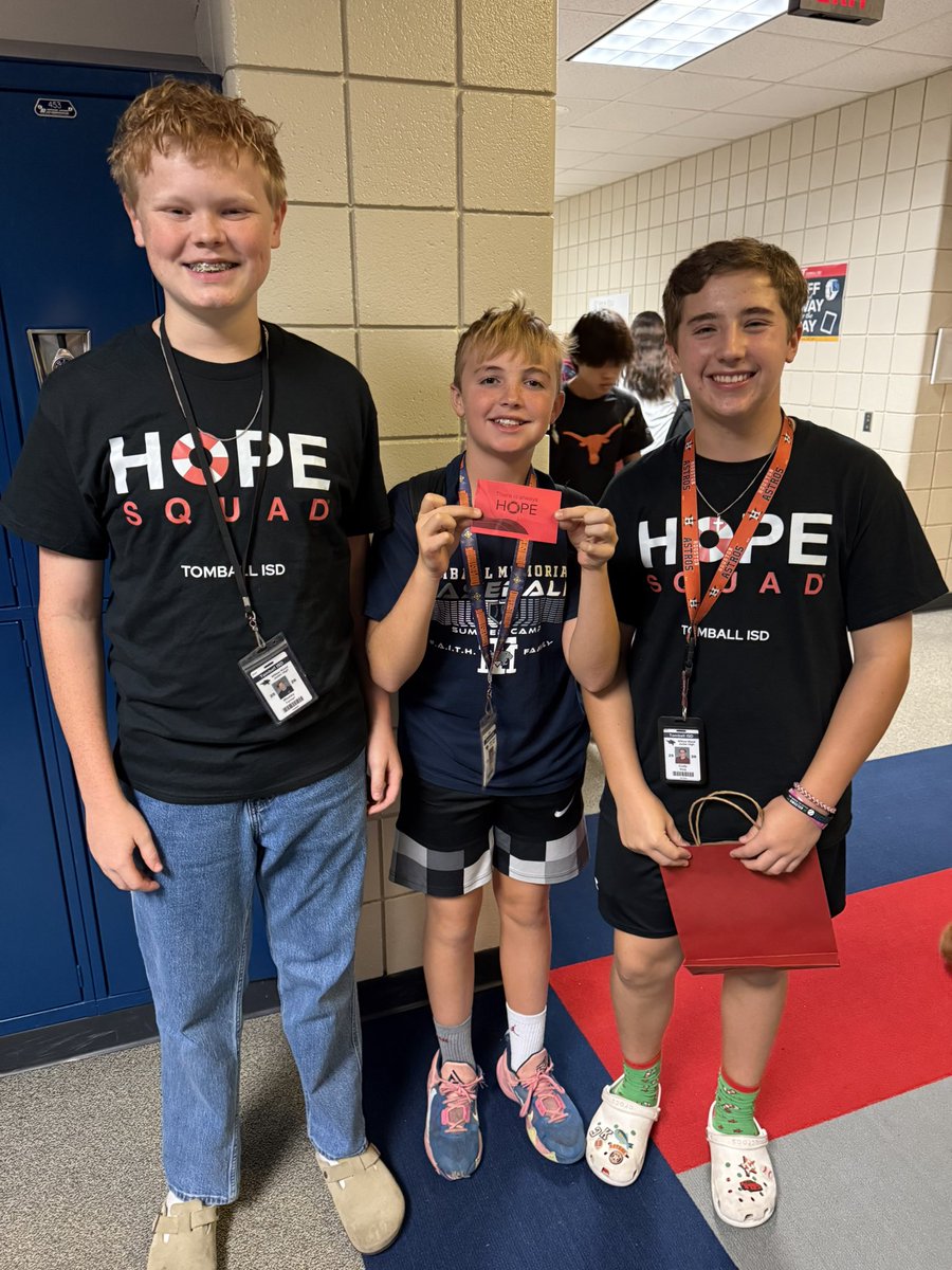 TISDWWJHS's tweet photo. Thankful for our Hope Squad for reminding our students of something so important—there is always hope. ❤️ Your compassion, encouragement, and willingness to show up for others make a lasting impact on our campus. @TomballISD #HopeSquad #AlwaysHope  ❤️🛟 https://t.co/IXPMcvlb30
