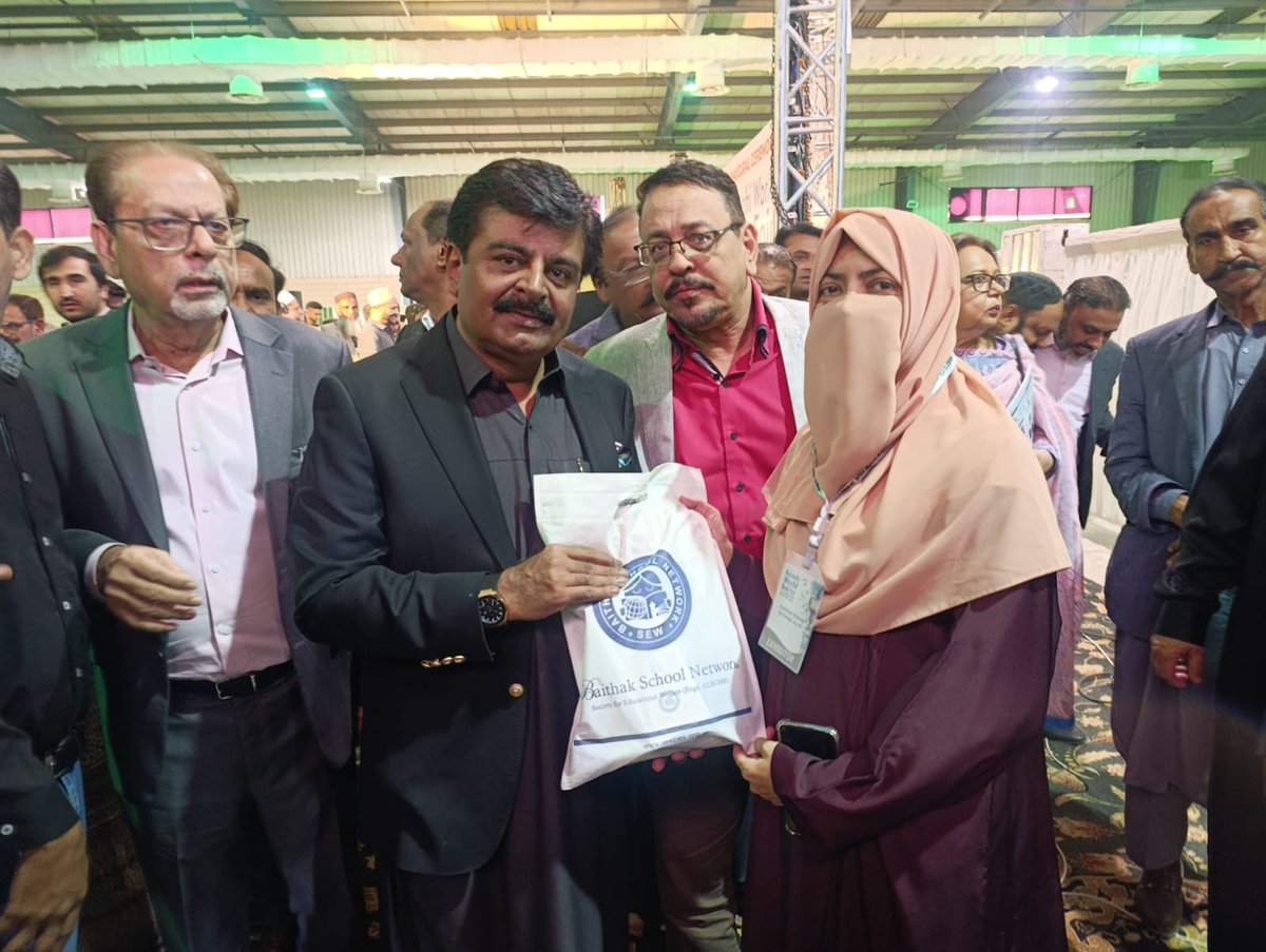 BaithakSchools's tweet photo. Day 1 at Karachi World Book Fair 2025 inspired Baithak School Network. We were honored by Mr. Syed Sardar Ali Shah and Mr. Mohammad Ahmed Shah, whose support strengthened our mission. Our stall and publications inspired many—an impactful start to change. 
@MinisterEduGos https://t.co/7wb6V7AJE8