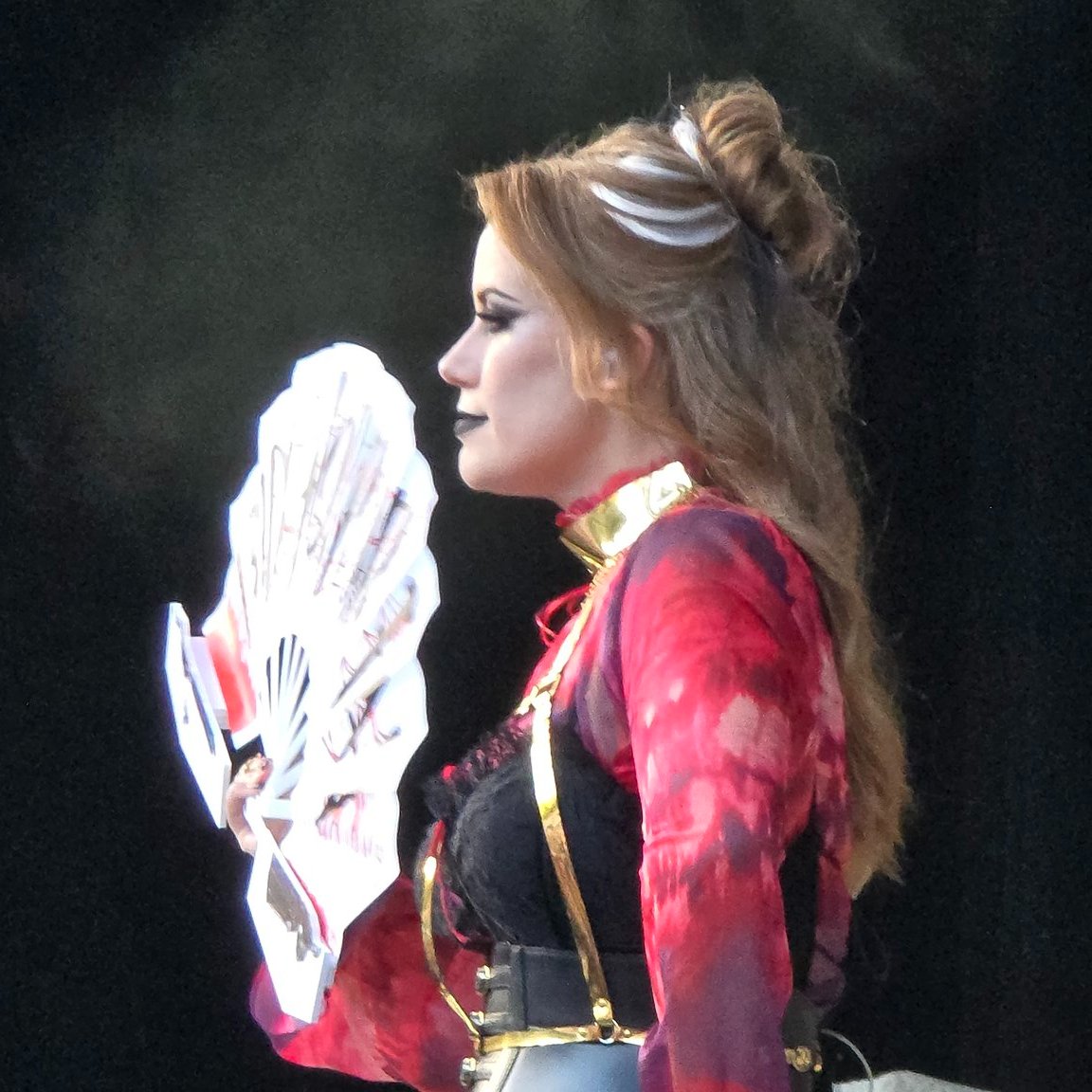 temultuouspanic's tweet image. woman who thinks                    woman who loves
she is hard                                    her like it's
to love                                             breathing