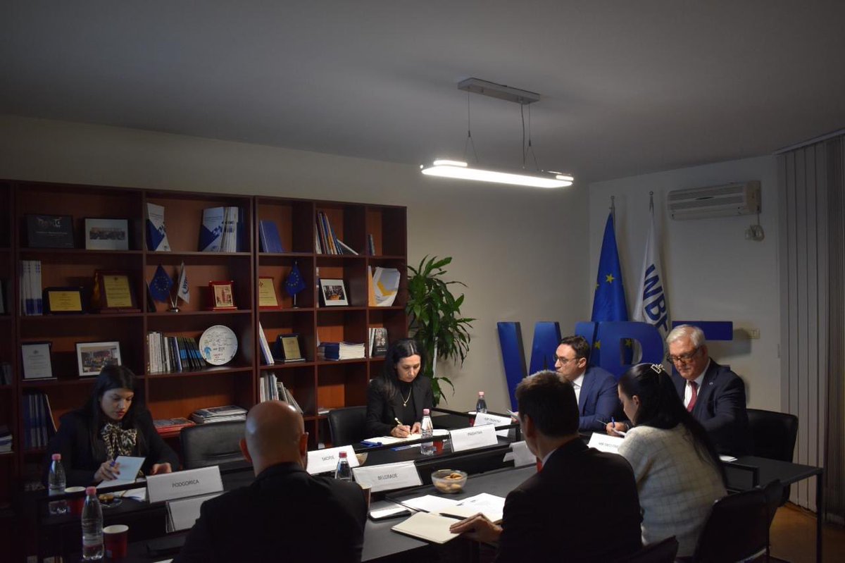 MFA_MNE's tweet photo. 🇲🇪 Montenegro has taken over the one-year Chairmanship of the Western Balkans Fund at the Senior Officials’ Committee meeting.

The Western Balkans Fund supports regional cooperation, 🇪🇺 integration and connectivity across culture, education, science and sustainable development. 

#Montenegro will advocate for the further enhancement of regional cooperation, increased visibility of the Fund, as well as the strengthening of its institutional capacities and overall development.