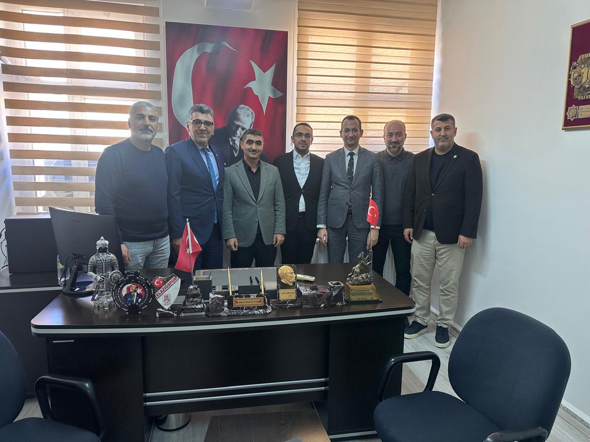 Elazığ Maden Halk Eğitimi Merkezi Müdürlüğü görevine atanan, aynı zamanda Türk Ocakları Elazığ Şubesi Yönetim Kurulu Üyemiz kıymetli arkadaşımız Ahmet Melih TUTAK’a, Türk Ocakları Elazığ Şube Başkanımız Prof.Dr. Yavuz Haykır ve Yönetim Kurulu Üyelerimiz hayırlı olsun ziyaretinde