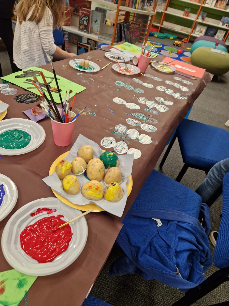 Salford Community Libraries tweet media