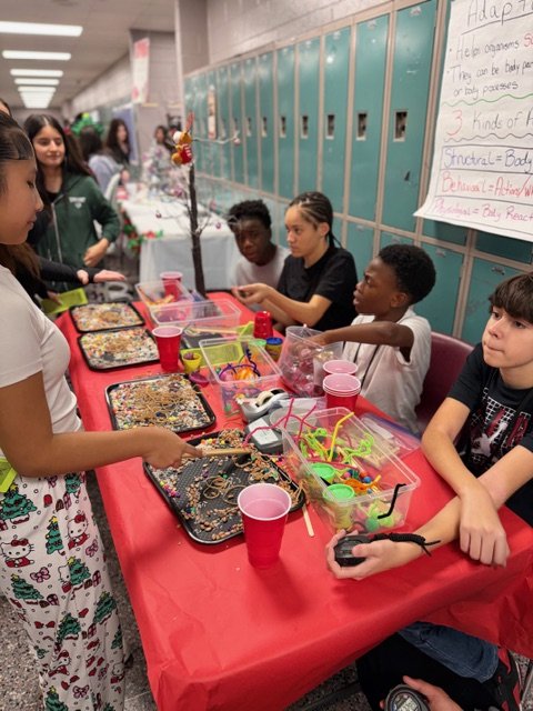 HumbleCounselor's tweet photo. STEAM ๐ Night was such a ๐ fun, ๐ festive, and engaging event for our students and families last night! The energy, creativity, and dedication from our staff truly made the night a success. ๐ @HumbleISD @HumbleISD_CBS @HumbleISD_HMS #HMS #Wilcats #STEAMnight https://t.co/Aq2kSMXTjV
