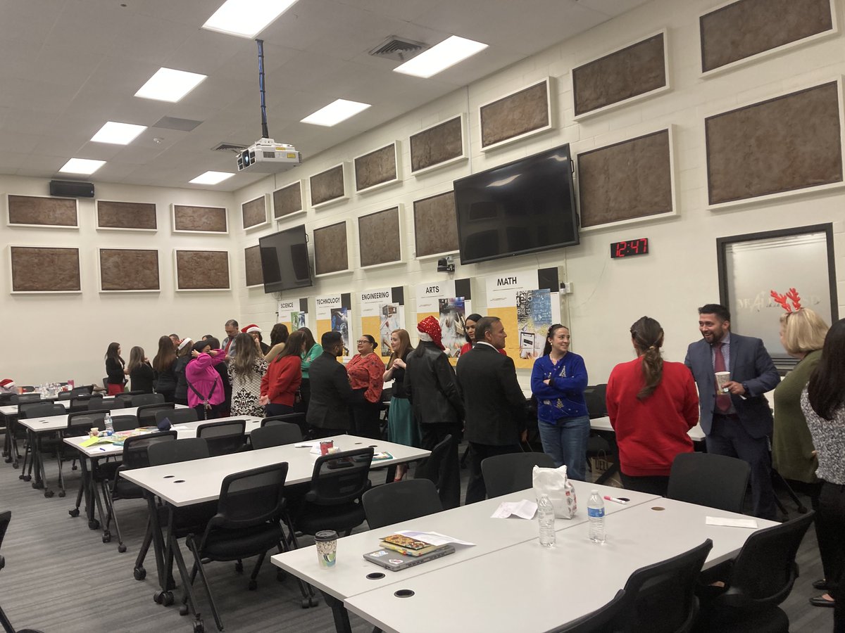 Principals Gathered for 7 Steps for a Math-Interactive Classroom!  ALL IN! <a href="/McAllenISD/">McAllen ISD</a> <a href="/RocioNava2017/">Rocio Nava</a>