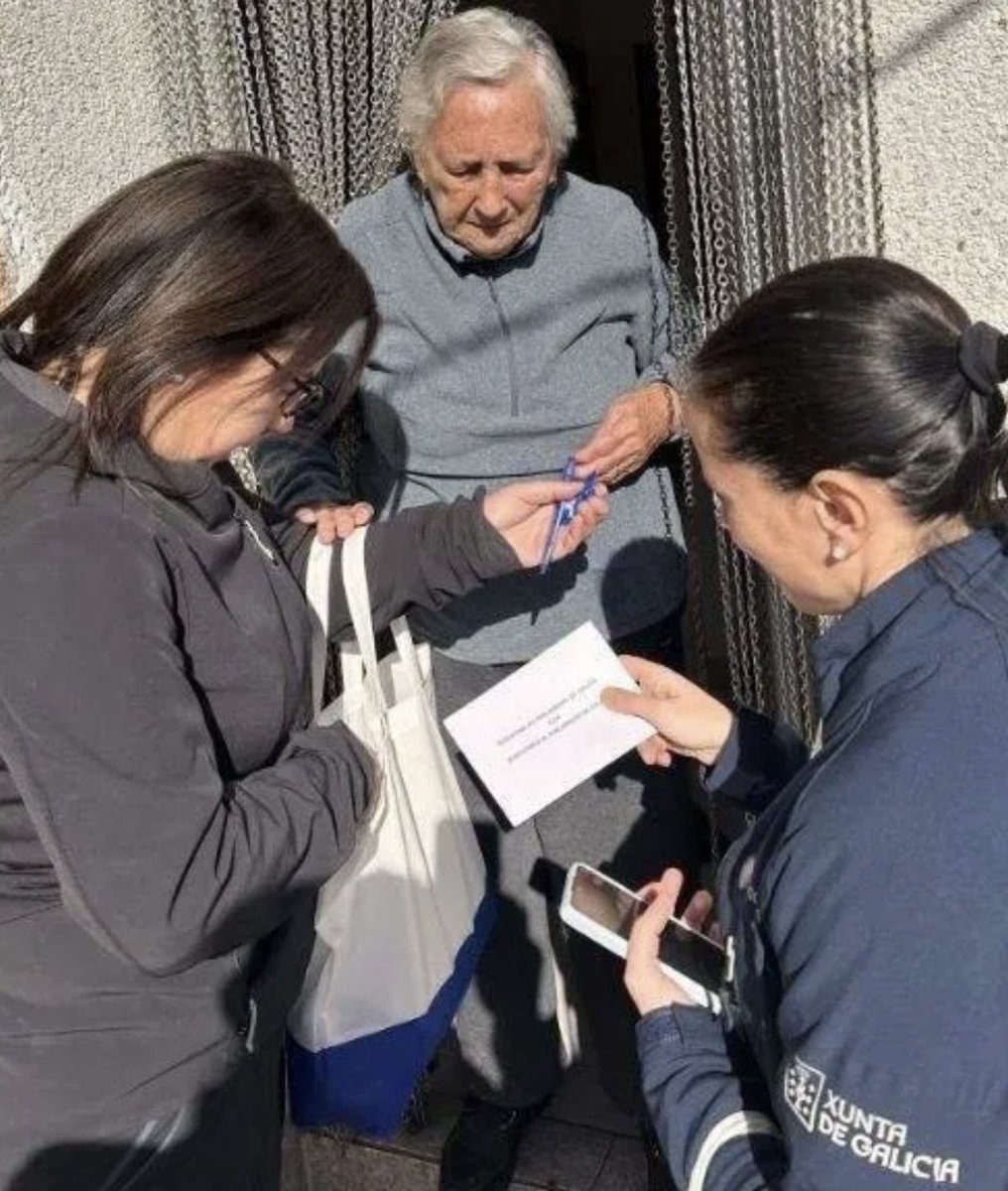 joaquinkremel's tweet image. Eso sí es robar la democracia. Aquí tu colega @anadebande