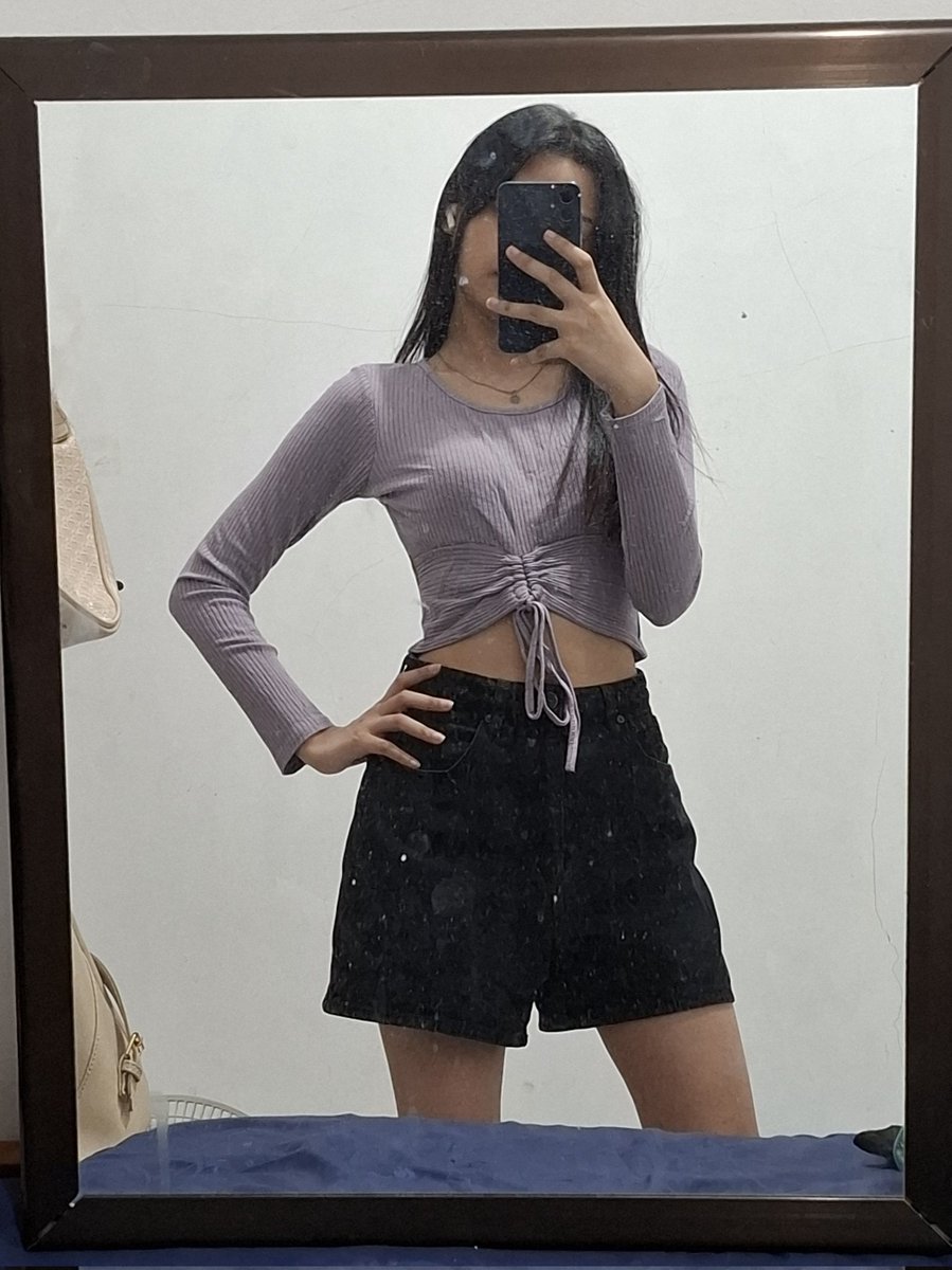 krromiy's tweet photo. Crop Top Waffle Tali Serut Lilac
Uk : LD 90cm//PB 35cm
Harga : 16k (like new) https://t.co/kfRhDlw4P0