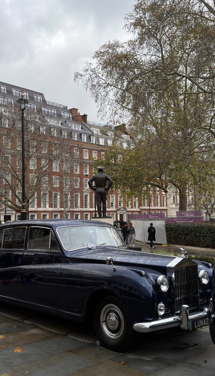 gasaq__'s tweet image. جعل غيمٍ يوسّع خاطرك ما يزول 
وجعل كل الليالي معك متباركه ❤️'