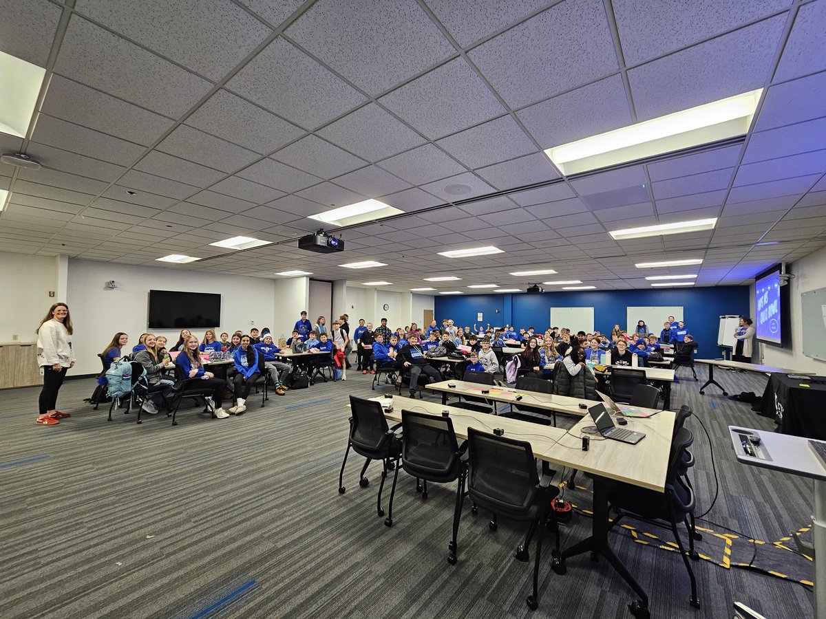 Miss Fitzgerald tweet media