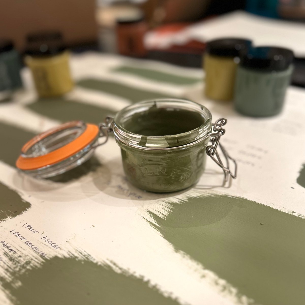 Refreshing your home and not sure about your colour palette? We will be happy to help you plan a cohesive look unique to you &amp; your home. Come and see us 98, Bruntsfield Place or call 0131 563 0563 for information on our services 

#paint #decor #projects #home #interiordesign