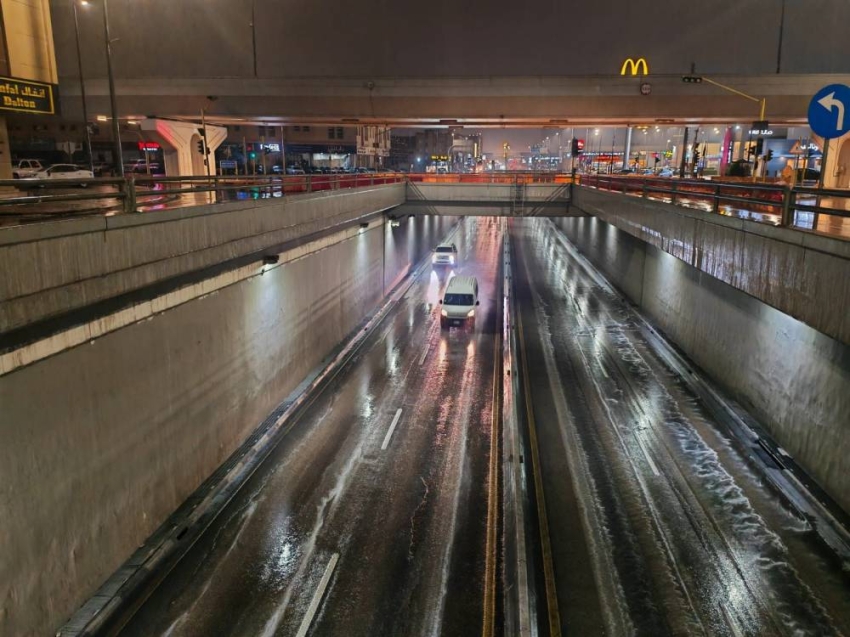 أمانة الشرقية: سحب 5.5 مليون متر مكعب من مياه الأمطار خلال الحالة المطرية الأولى #المنطقة_الشرقية 