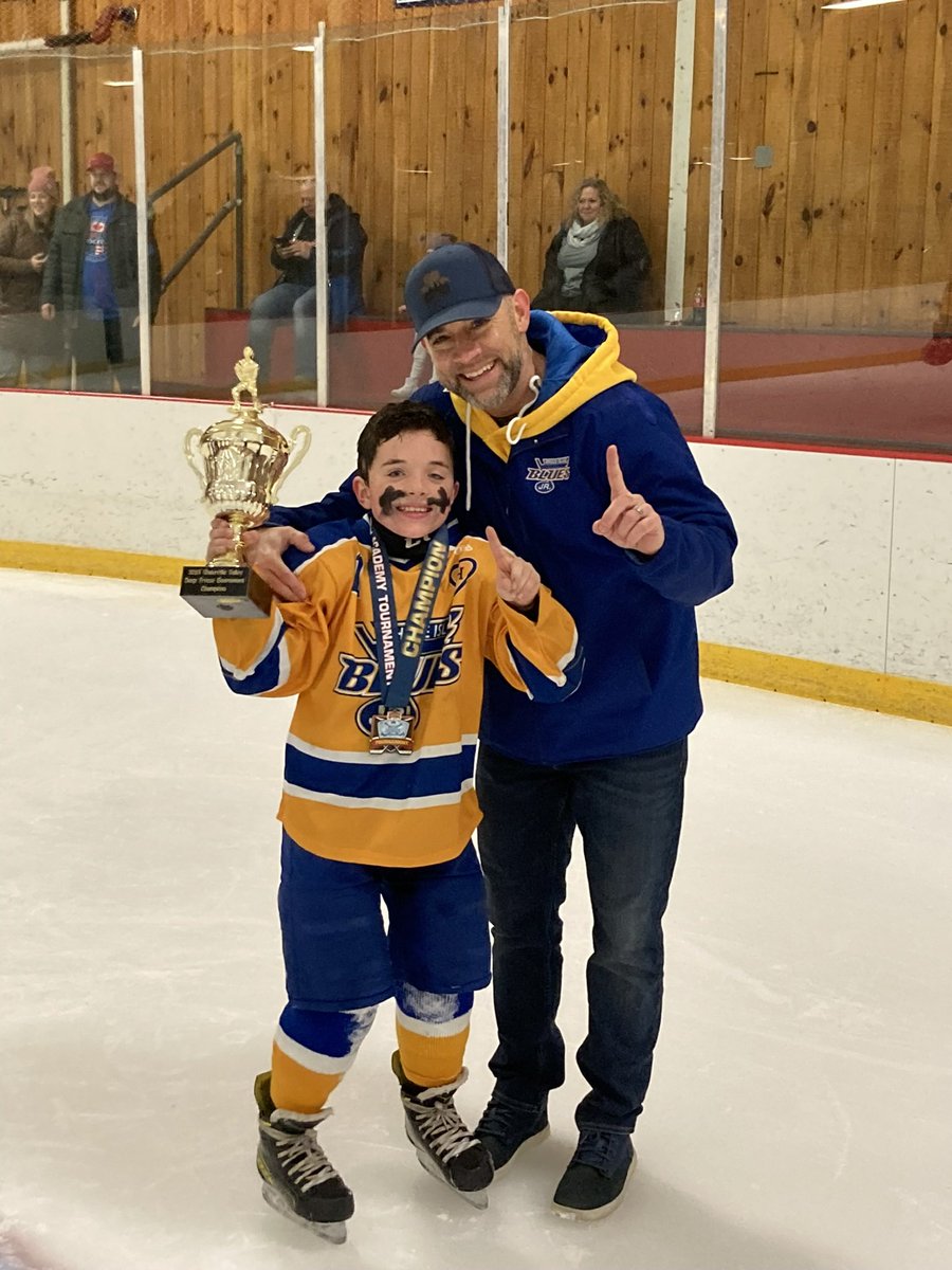 Chris Jones tweet media