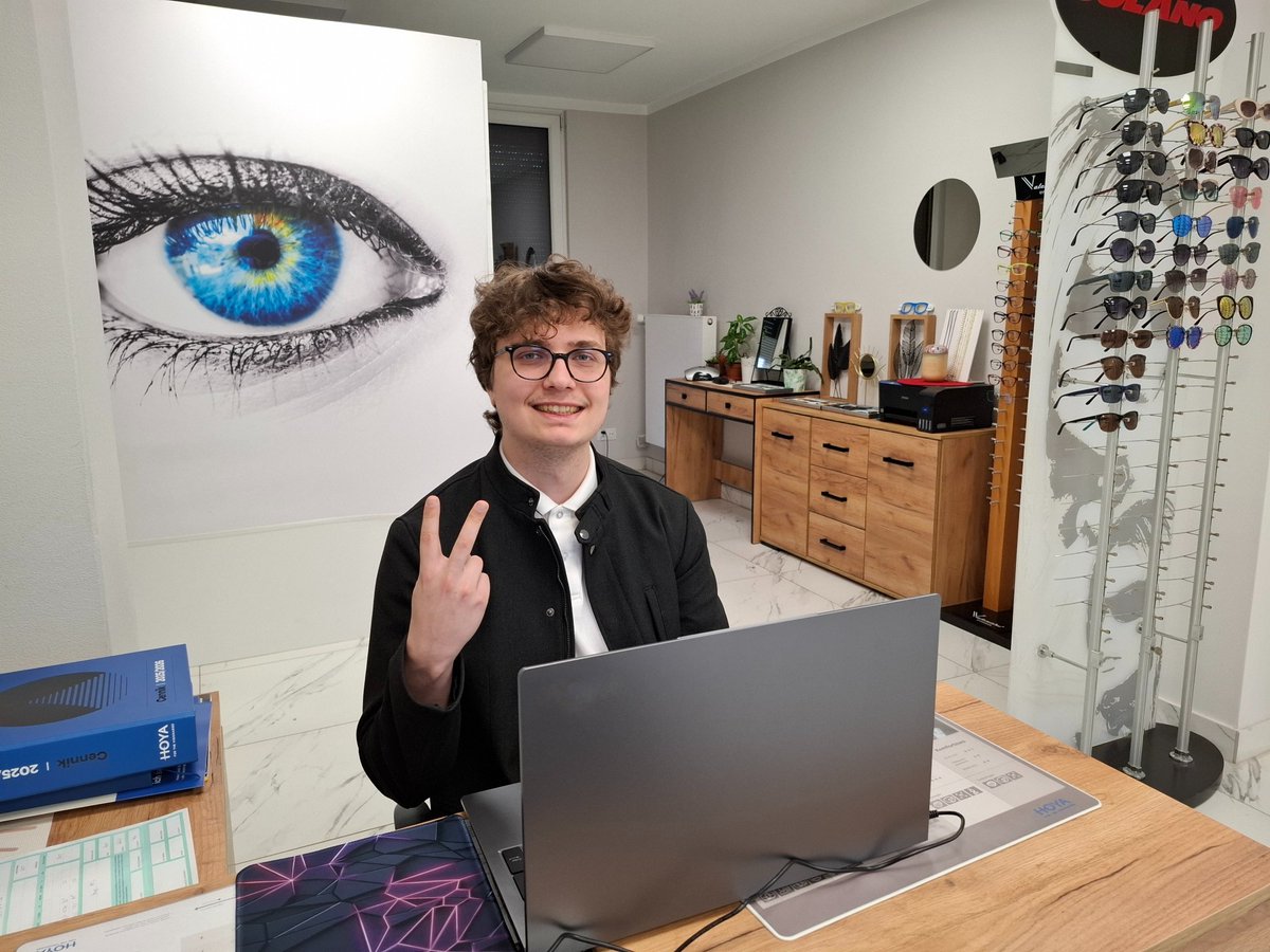 Sebastian Smejkal tweet media