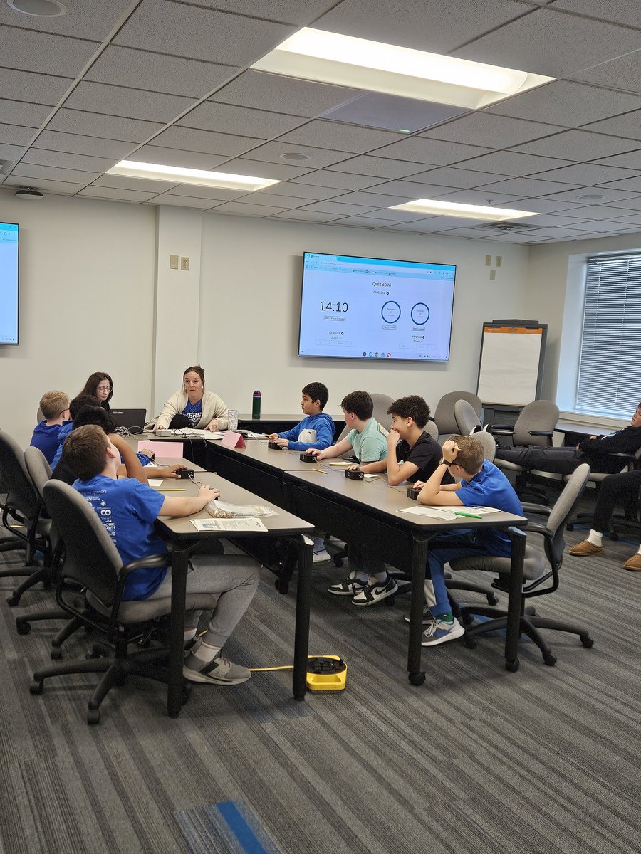 Miss Fitzgerald tweet media