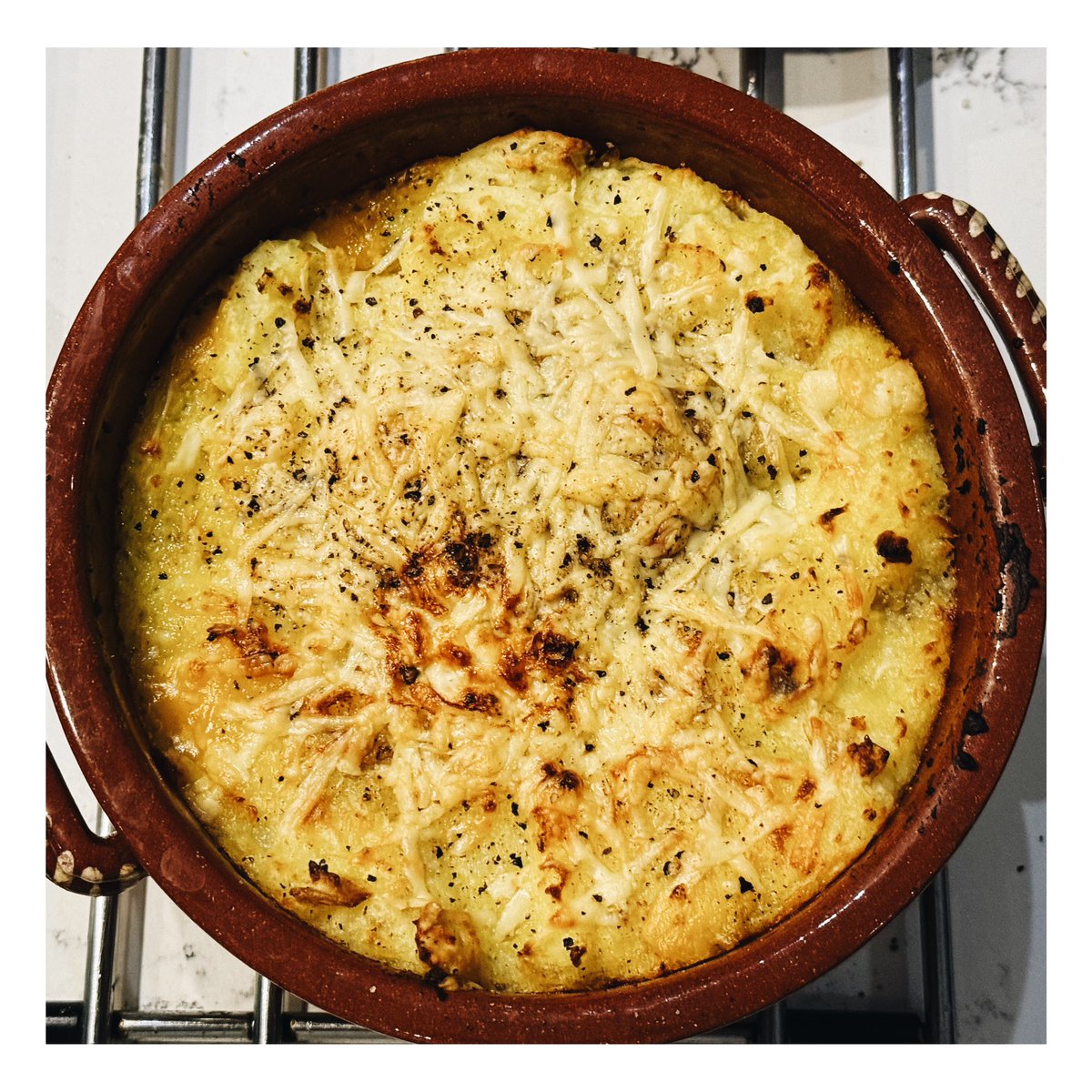 nickdemarco_'s tweet photo. Home made shepherd’s pie
Last week, made using leftovers of Ripon’s Sunday Roast Lamb. Winter comfort food, with gravy of course!
#food #cooking #englishfood #shepherdspie https://t.co/FKsfKxmrIZ