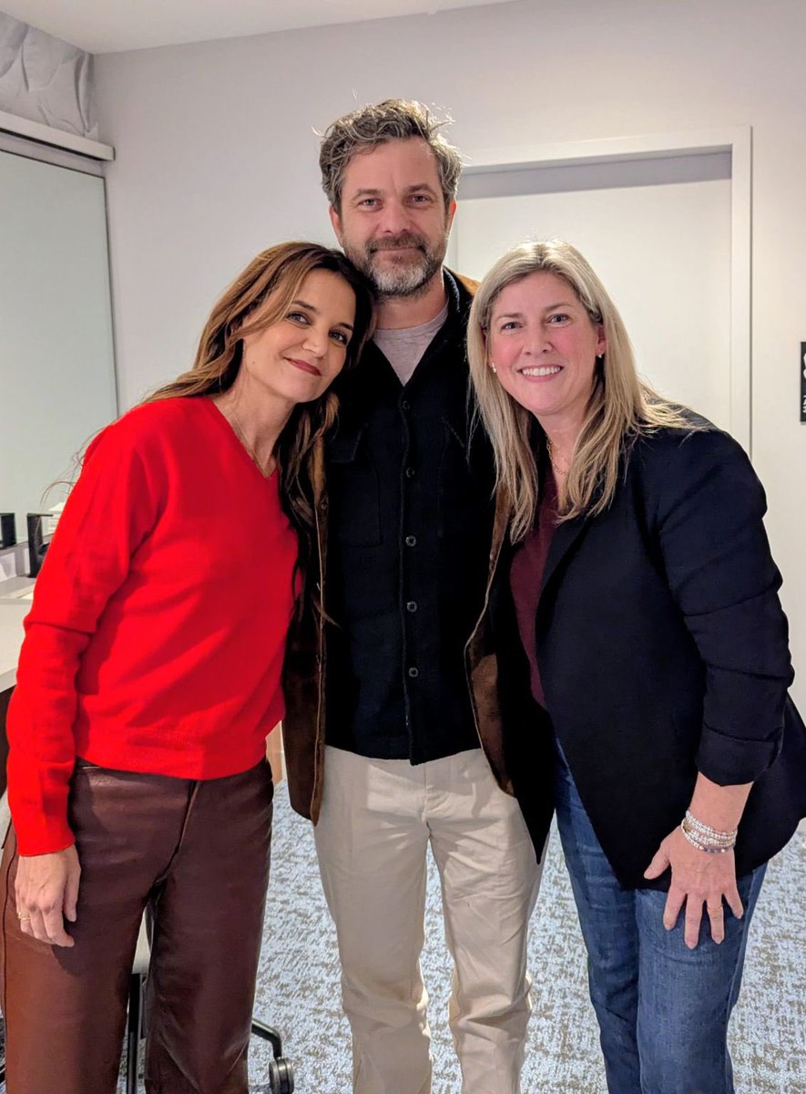 um HELLO interview incoming