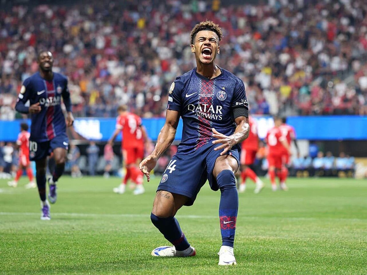 ParisTeam tweet media