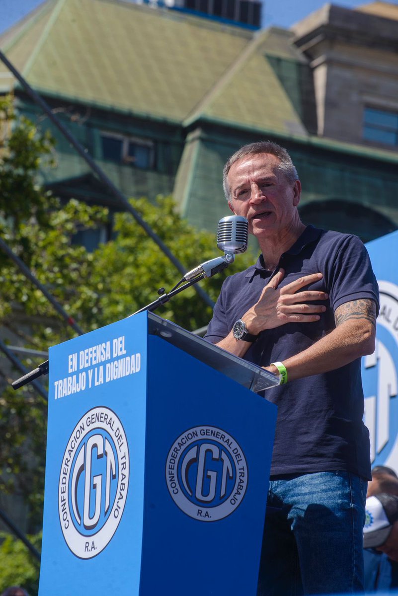 El reclamo popular de los trabajadores en cada rincón del país advierte que ganar una elección no otorga el poder de bajar derechos. En la calle. En el parlamento. En la justicia. La lucha por y para el mundo del trabajo