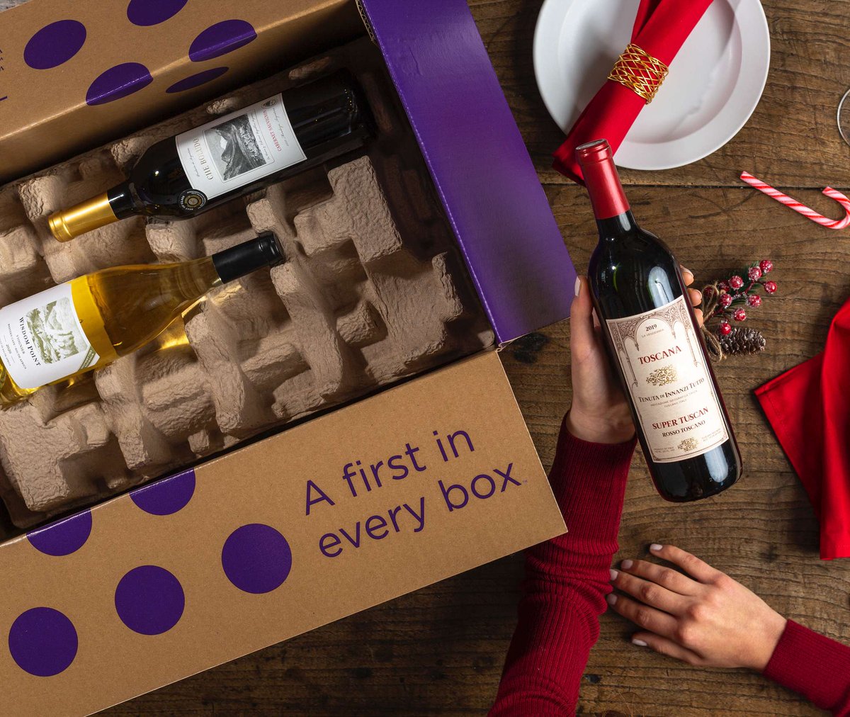 firstleafwine's tweet image. There's still time to stock up for your holiday celebrations! 🎄 Whether you're toasting with sparkling wine or cozying up with a bold red, Firstleaf has a wine for every holiday moment. Get your last-minute orders in today! 
#firstleafwine #firstleaf #wine #uncork