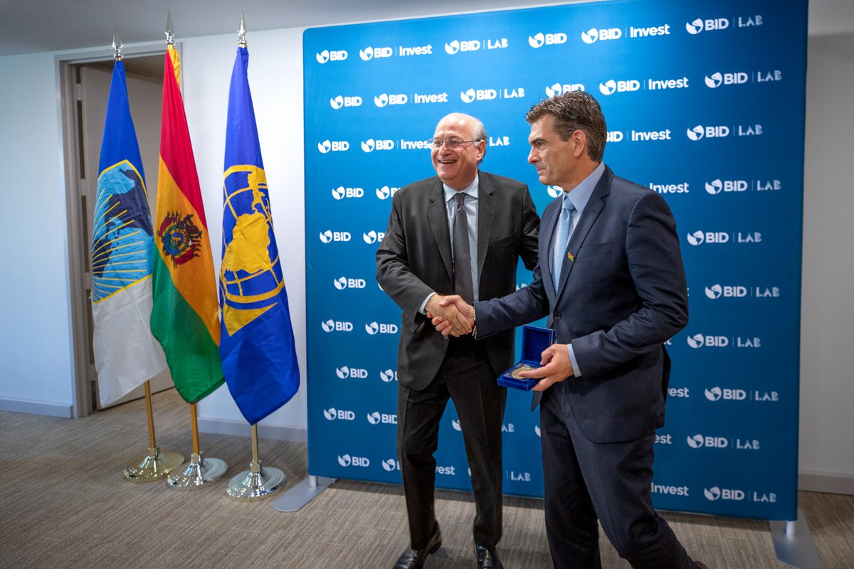 President <a href="/Rodrigo_PazP/">Rodrigo Paz Pereira</a>'s new economic reform package is a timely and necessary step toward restoring stability and unlocking sustainable growth.

<a href="/the_IDB/">Inter-American Development Bank</a> Group teams have been working with the government on concrete priorities — including strengthening social protection