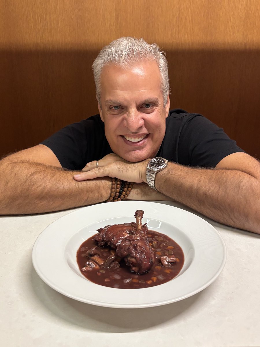 ericripert's tweet photo. This holiday season, I’m sharing this simple recipe for red wine chicken stew, inspired by the classic coq au vin. It’s warm and hearty, perfect for the cold weather. https://t.co/h2XH1TsscX
