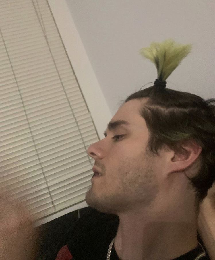 iheartparx's tweet photo. i love pinterest bc what da hell https://t.co/T3DigezVrT