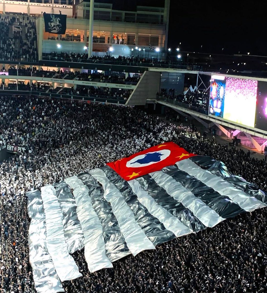 GAVIÕES DA FIEL tweet media