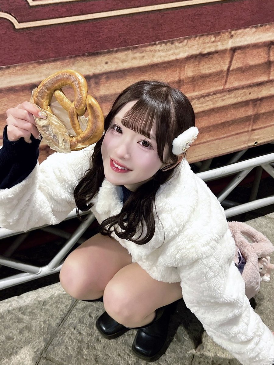 ◖⁠⚆⁠ᴥ⁠⚆⁠◗あぁ～(⁠ ͡⁠°⁠ᴥ⁠ ͡⁠°⁠ ⁠ʋ⁠)😙😙食いしん坊〜バンザイ