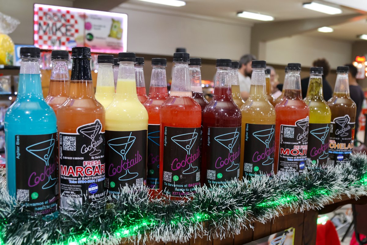 Aquí sí dan ganas de llevarse de todo 🤍🎄
Productos hechos con cariño, ideales para regalar o consentirte.

#BazarNavideño #Expocentro #SPS