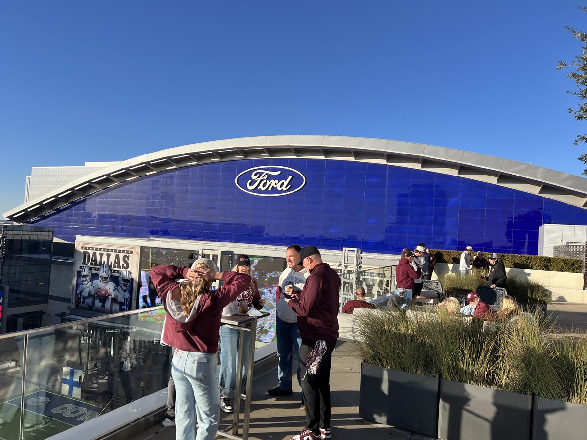 Pregame party started here in Frisco.  Around 800 fans rsvp’d for the rally.  Fanfest and band performance coming up next hour.
⁦<a href="/MoStateFootball/">Missouri State Football</a>⁩  Kickoff at 8pm. ⁦<a href="/MissouriState/">Missouri State</a>⁩