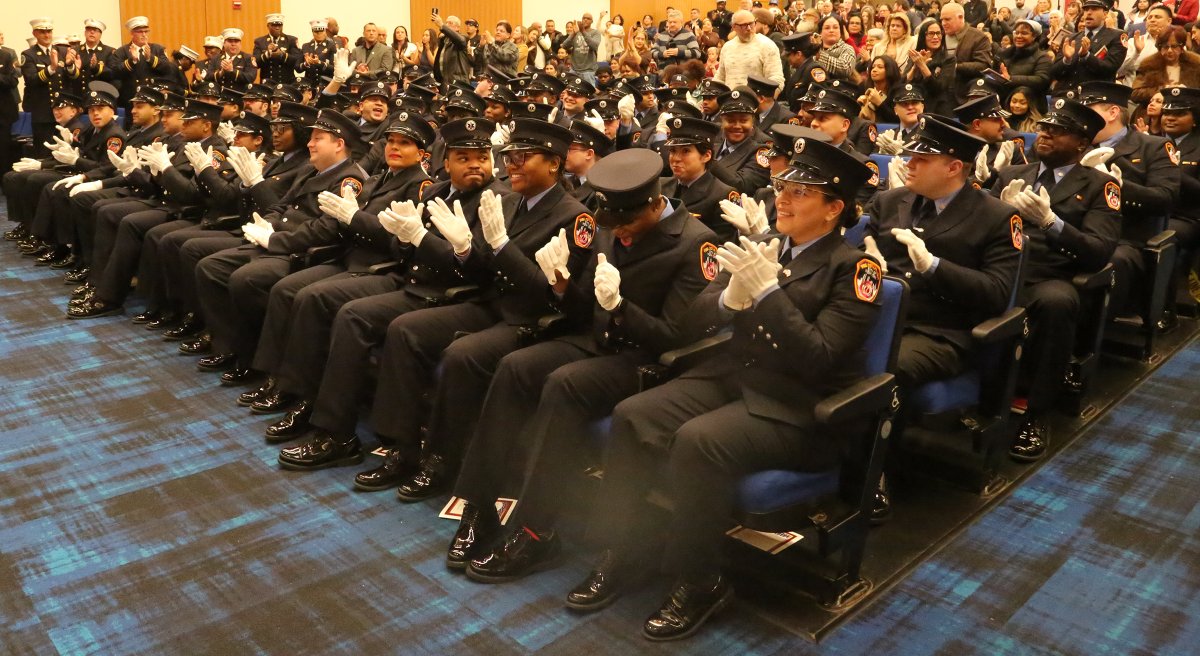 FD4D's tweet image. This afternoon FDNY Commissioner Robert S. Tucker and Chief of Department John Esposito presided over a graduation ceremony for Paramedic. Paramedics graduating from the FDNY Paramedic Basic program have trained for 11 months at the EMS Academy, at hospitals on clinical…