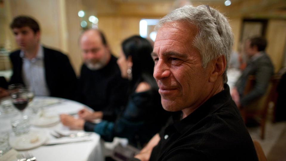 More Epstein Photos Released—Showing Bill Gates, Woody Allen And More
go.forbes.com/cyNuSe