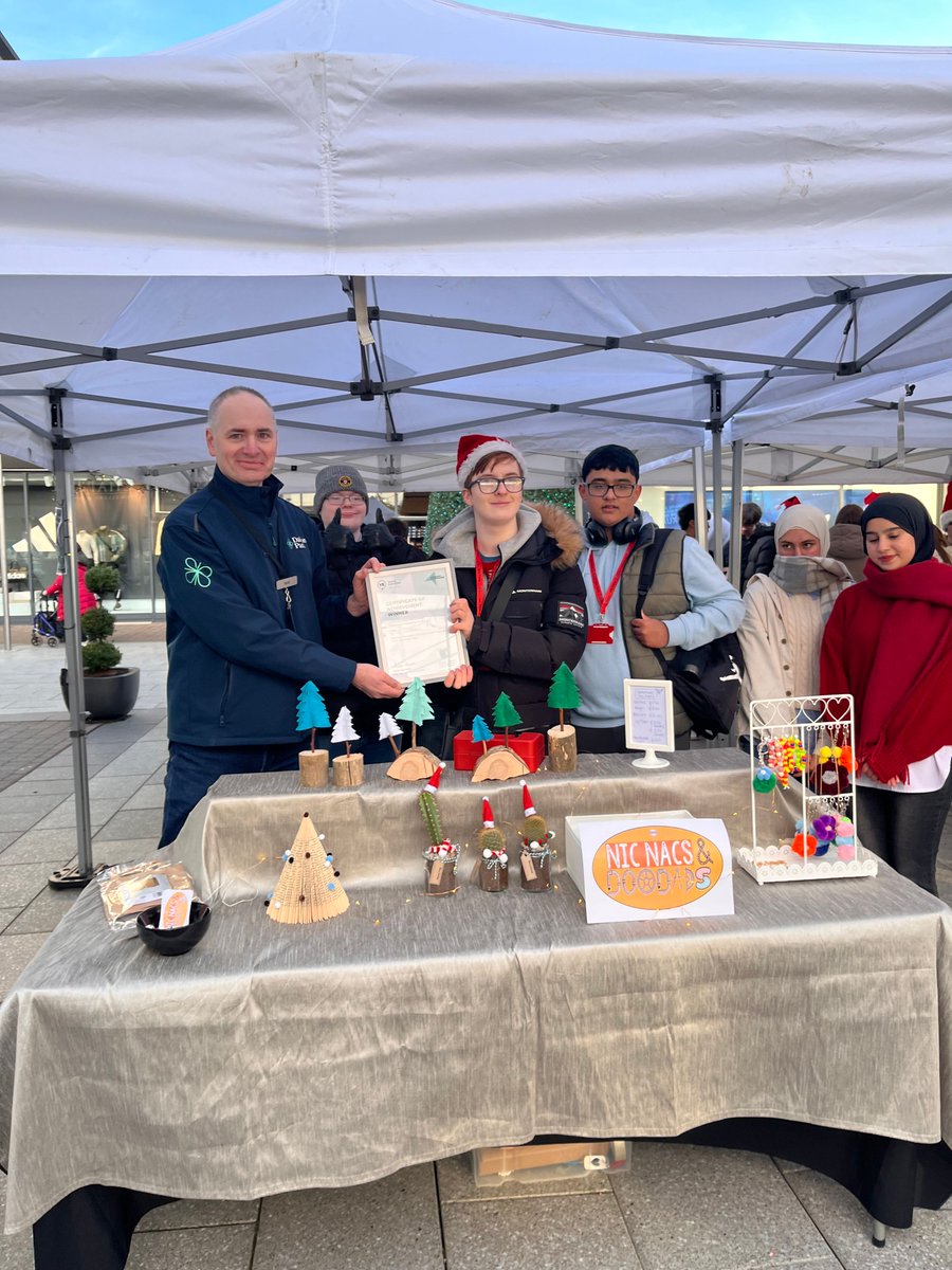 youngenterprise's tweet image. 🎄✨ Christmas Trade Fair at Dalton Park Outlet &amp;amp; Outdoors ✨🎄

What a fantastic day celebrating young enterprise and creativity! CP teams from schools across the North East took part, showcasing their brilliant ideas and business skills.

#ChristmasTradeFair #YoungEnterprise