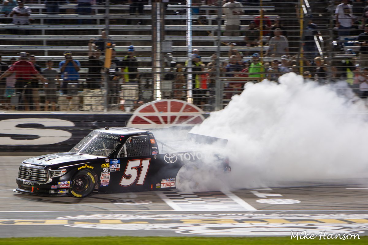 Mike Hanson tweet media